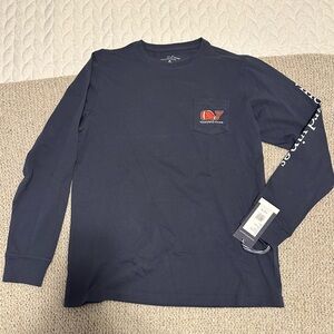NWT Vineyard Vines football long sleeve pocket T-shirt Boys Medium